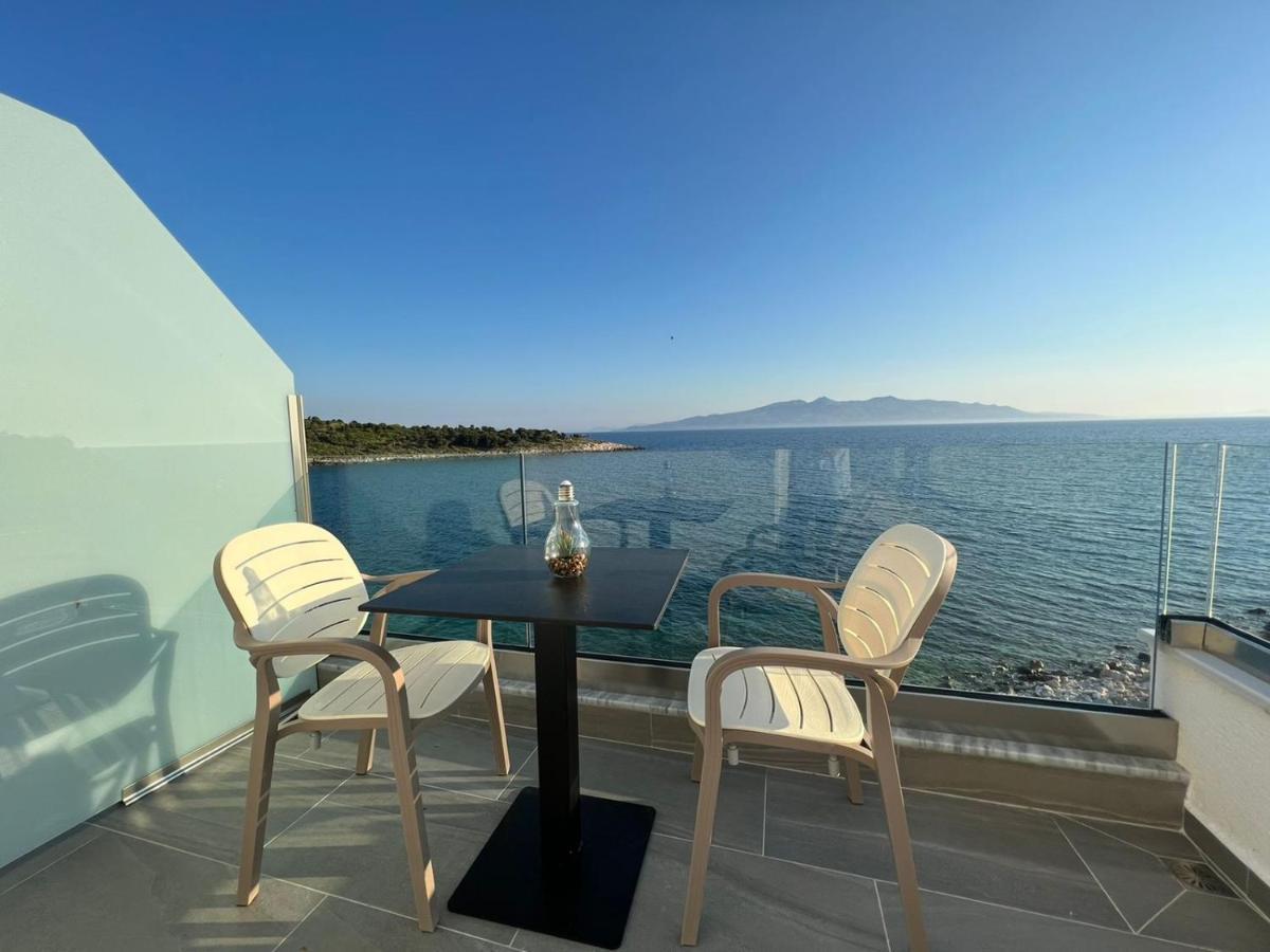 Sea Breeze Villa Саранда Экстерьер фото