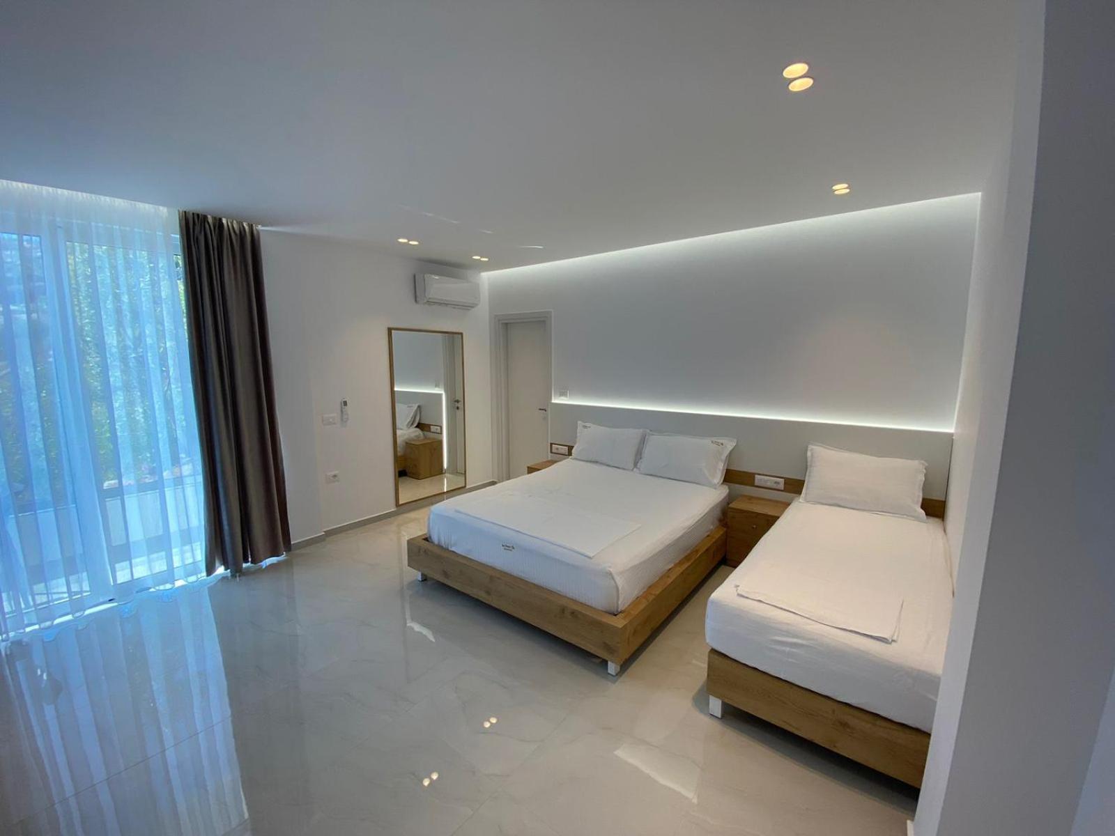 Sea Breeze Villa Саранда Экстерьер фото