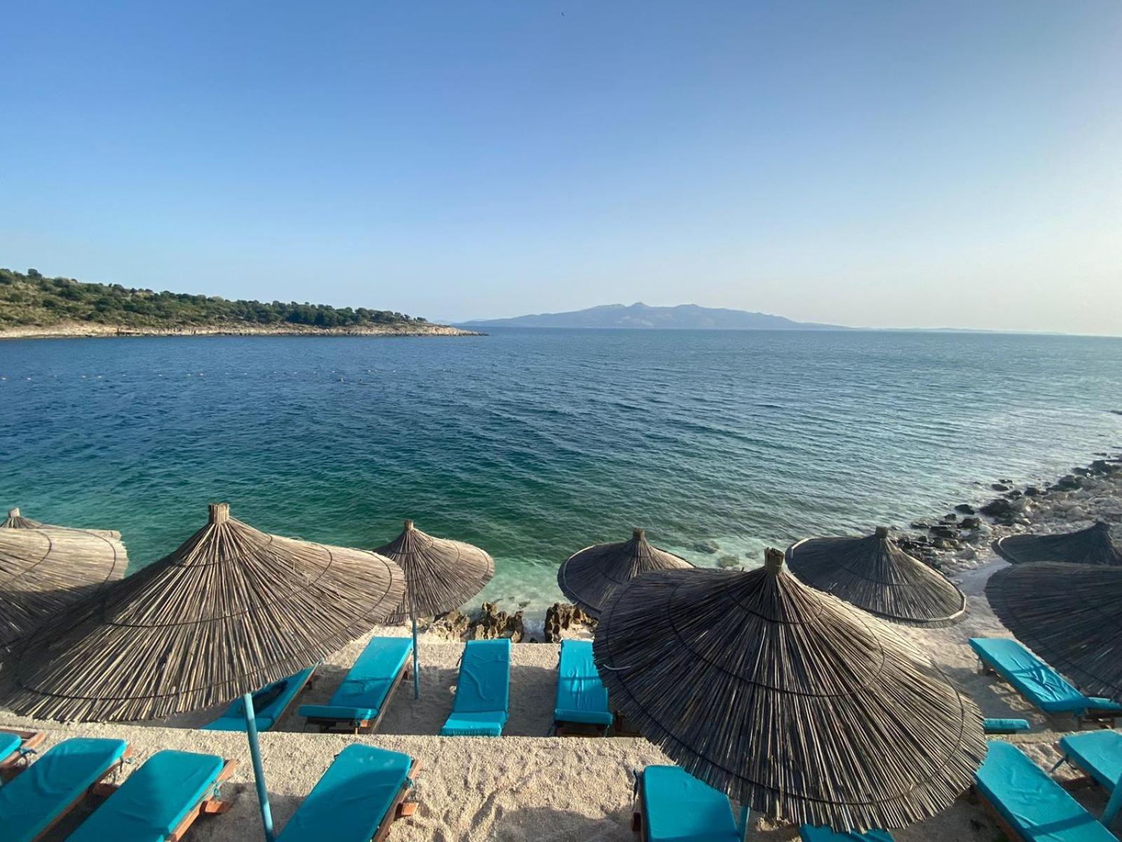 Sea Breeze Villa Саранда Экстерьер фото