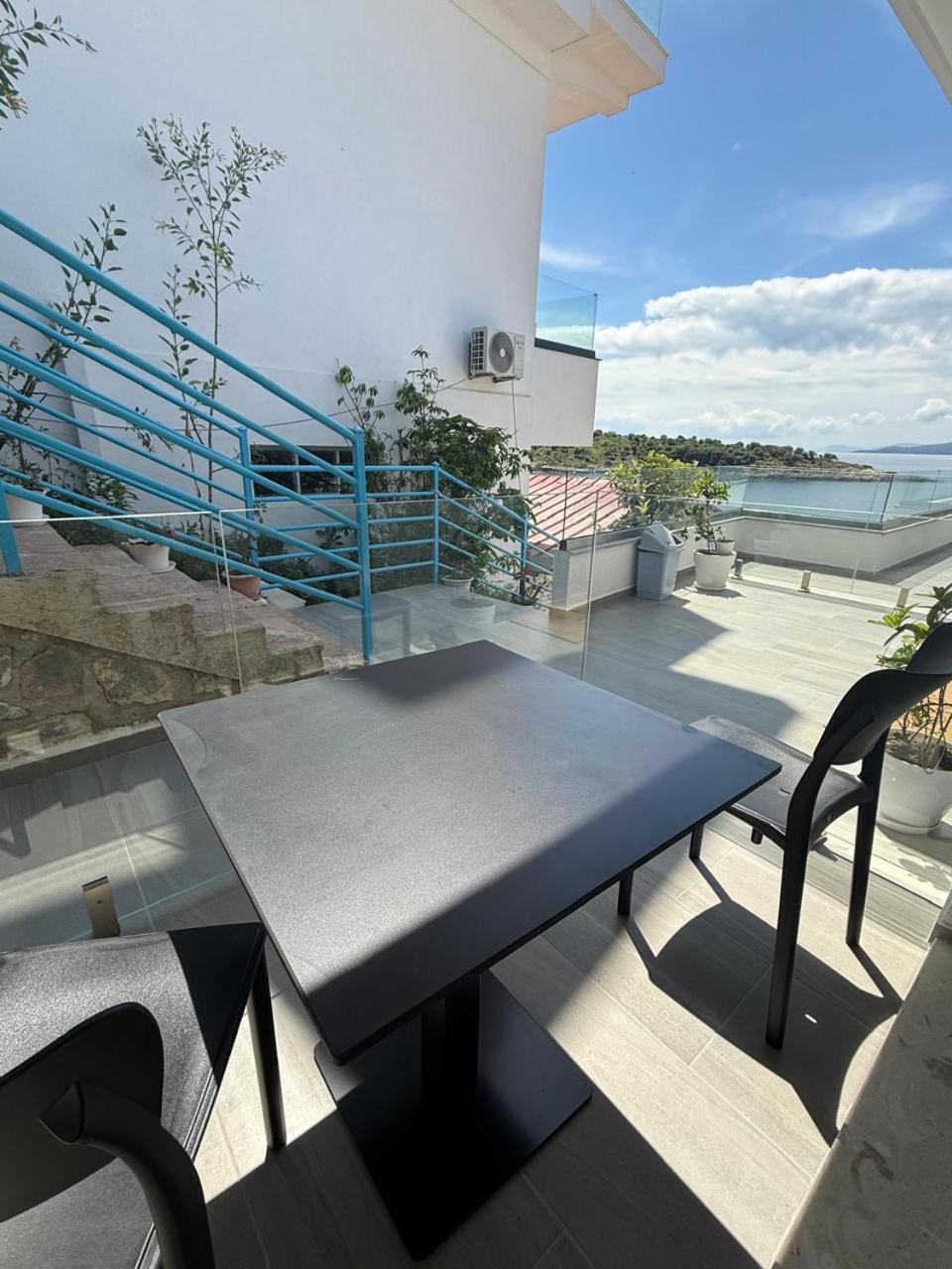 Sea Breeze Villa Саранда Экстерьер фото