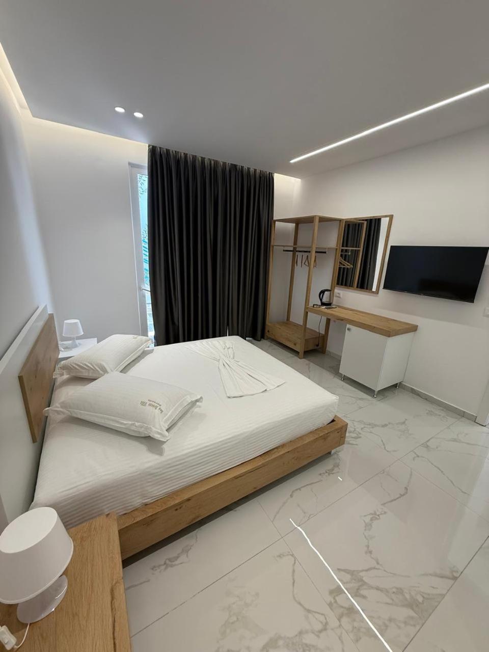 Sea Breeze Villa Саранда Экстерьер фото