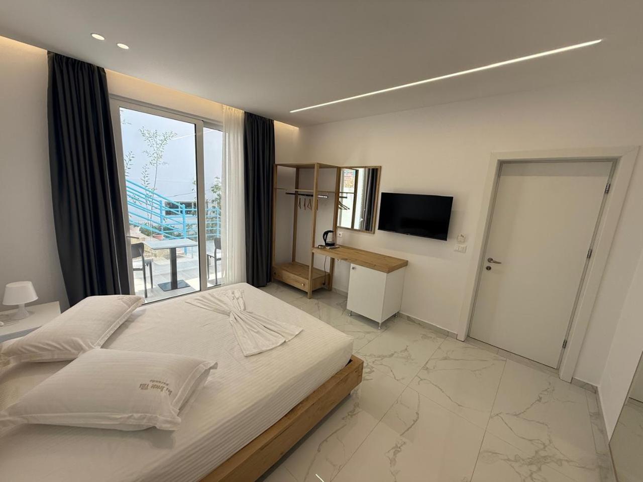 Sea Breeze Villa Саранда Экстерьер фото